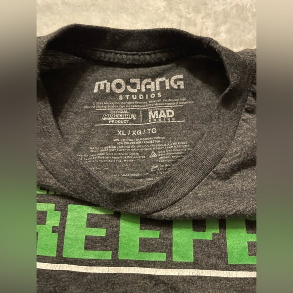 Mojang Minecraft Creeper TNT Graphic T-Shirt Youth Boys Kids Size XL Gray Green - Picture 3 of 4
